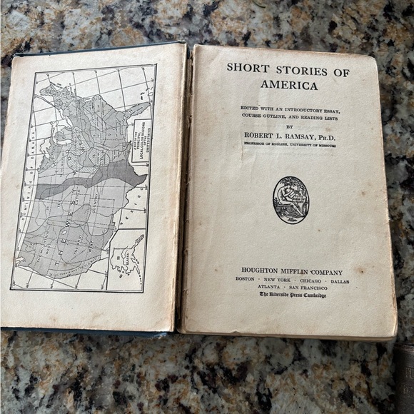 Antique Book Set with Lace Ribbon 1924 Century Readings and 1921 Short Stories - Picture 6 of 14